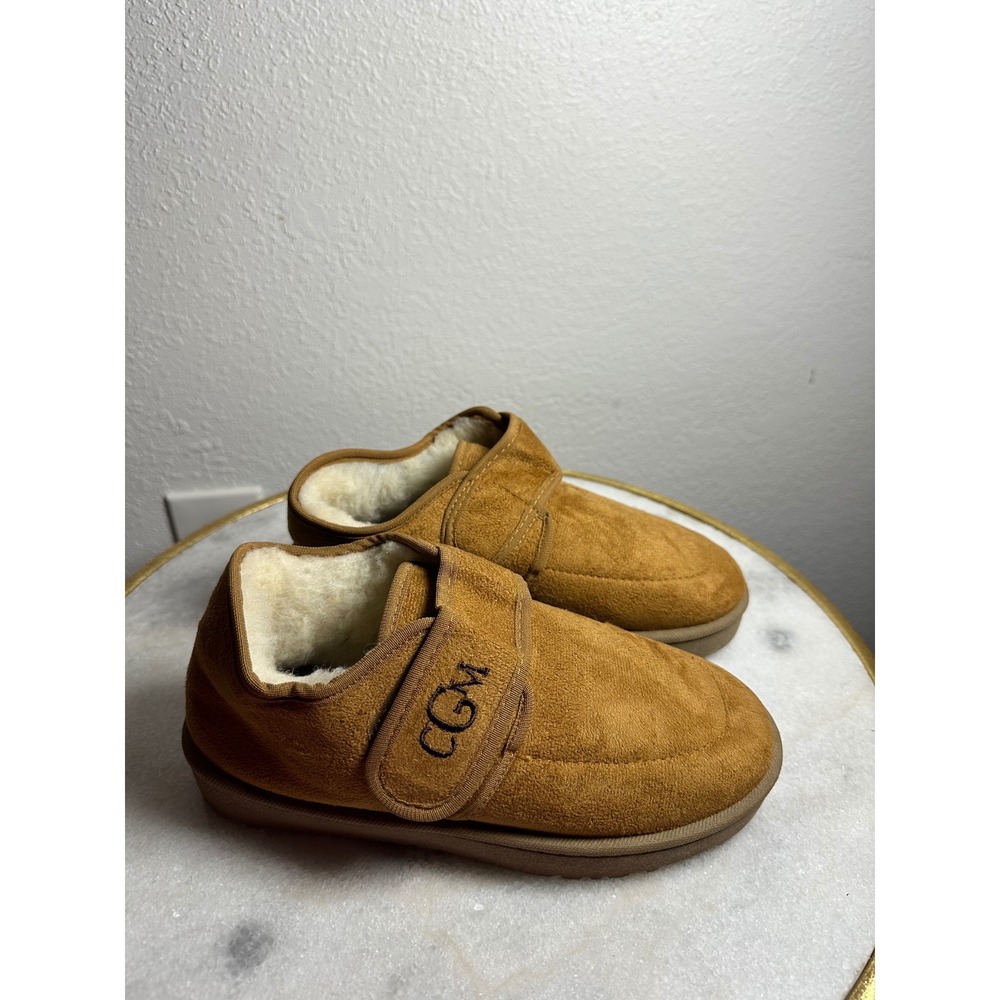 Chestnut faux‎ Suede Hook and Loop Slippers CGM Embroidery Women